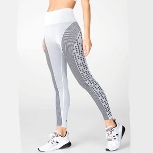 Fabletics Seamless Star Print Leggings Capris